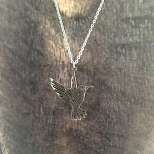 Sweet LITTLE HUMMINGBIRD NECKLACE